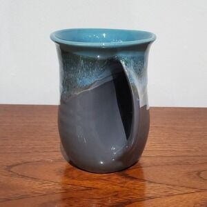 Neher Clay‎ in Motion Hand Warmer Coffee Tea Right Hand Ceramic Mug 2019 5"Tall